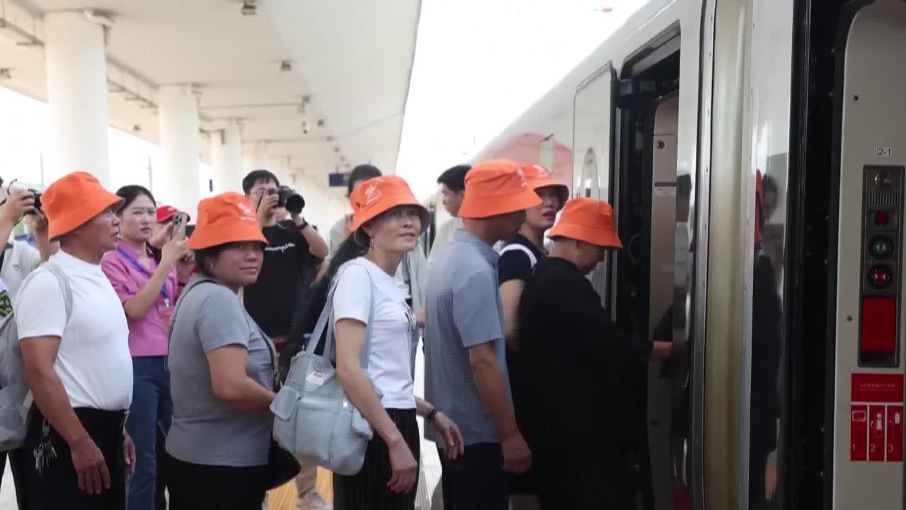 8497948_瑞金延安高鐵通 紅色之旅提速 俯瞰 - 截图4
