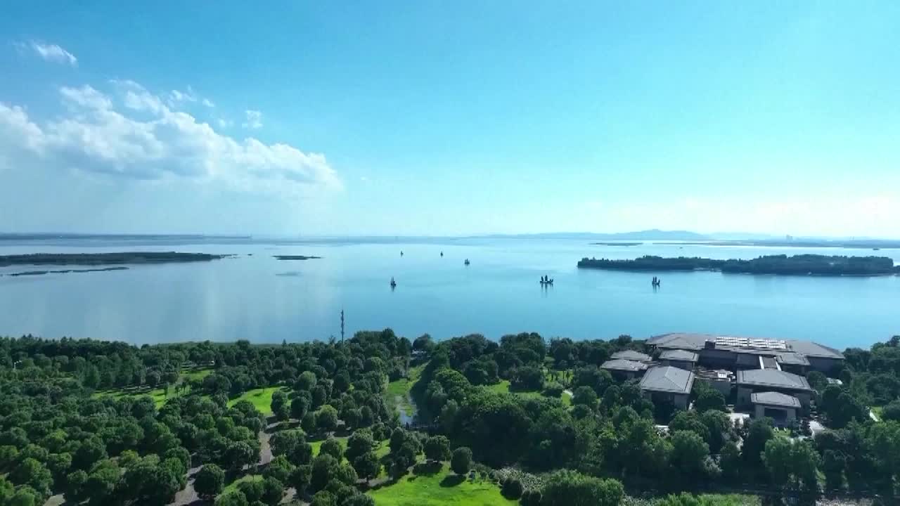 8491874_内地碳强度降 绿色转型提速 俯瞰神州 - 截图1