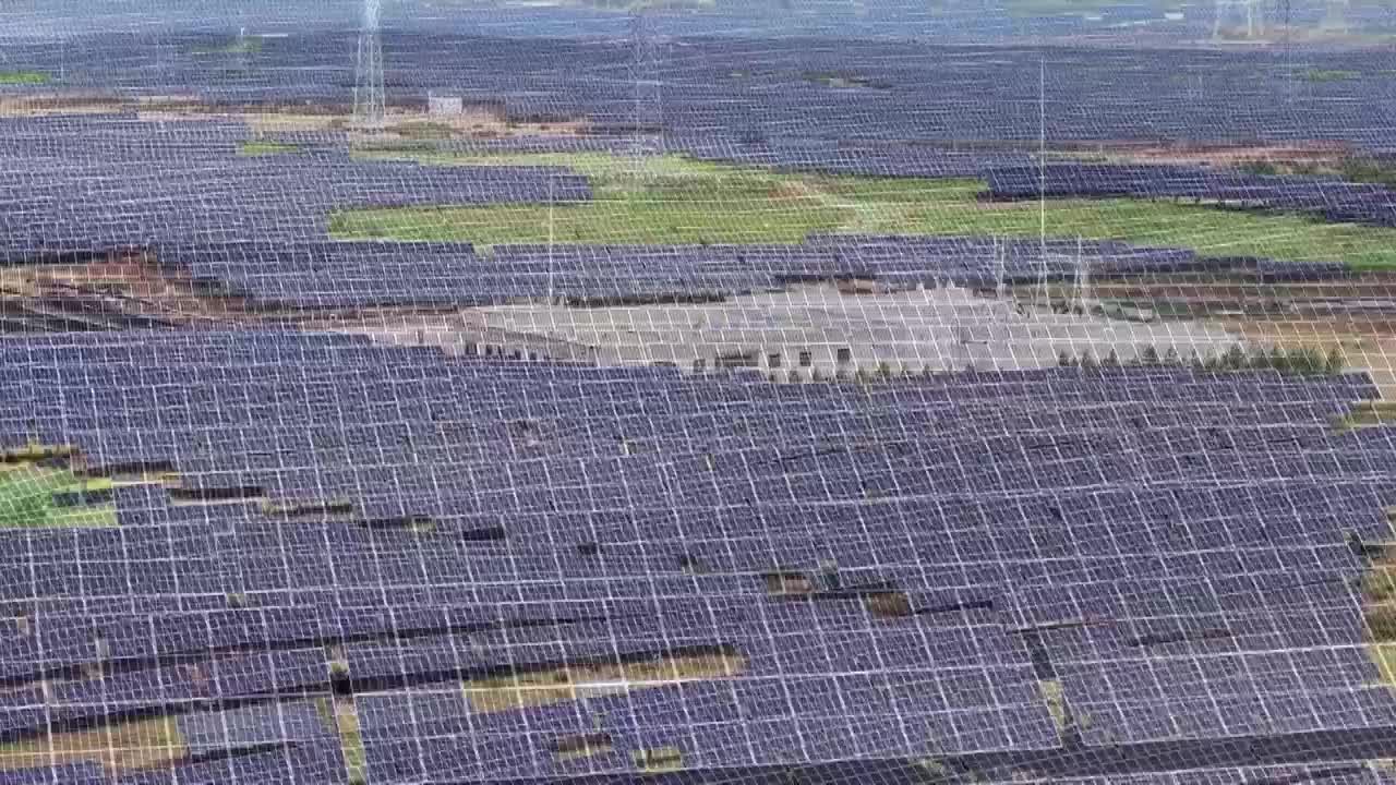8501724_(0046-0152沉陷區披光伏 戈壁綠電送萬家 - 截图4