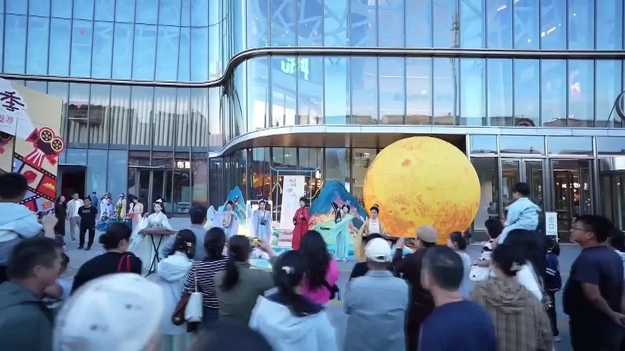 8501265_中國中秋假期 六億五人出遊 - 截图4