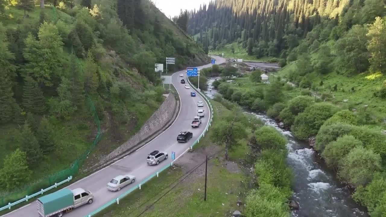 8486300_獨庫公路北段 預約制正式實施 俯瞰神州 - 截图5